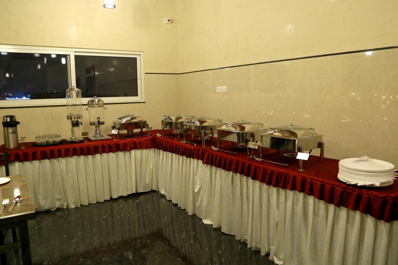 Hotel U.T.Elegance Bangalore Eksteriør bilde