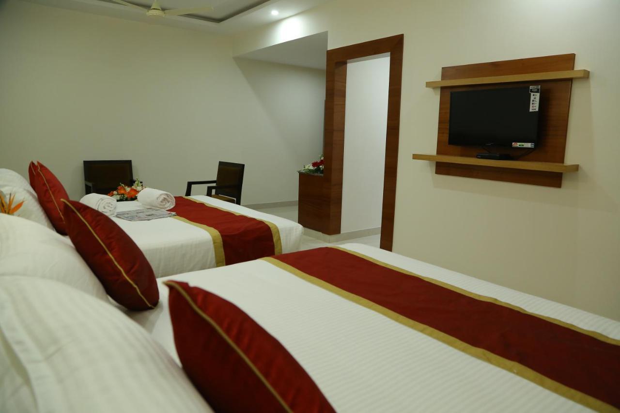 Hotel U.T.Elegance Bangalore Eksteriør bilde