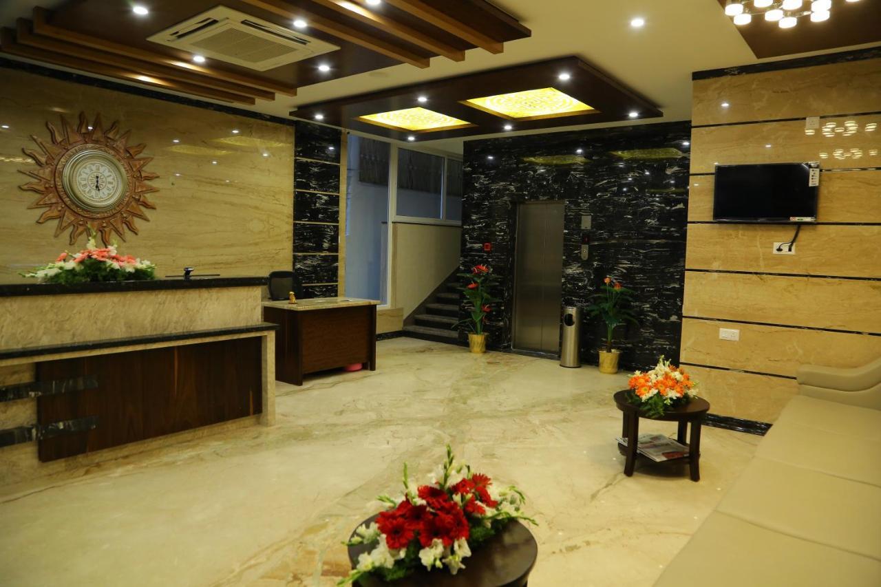 Hotel U.T.Elegance Bangalore Eksteriør bilde